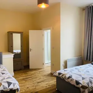 8 Fish Street, Budget Centre Accomodation , Leeds (West Yorkshire) United Kingdom